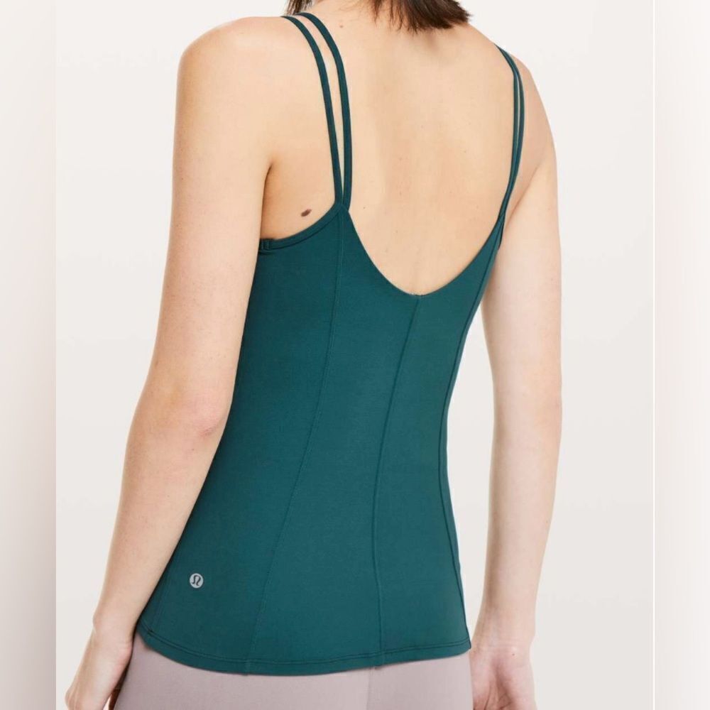 Lululemon Hugged & Held Tank
Royal Emerald Size 8 - Picture 4 of 11